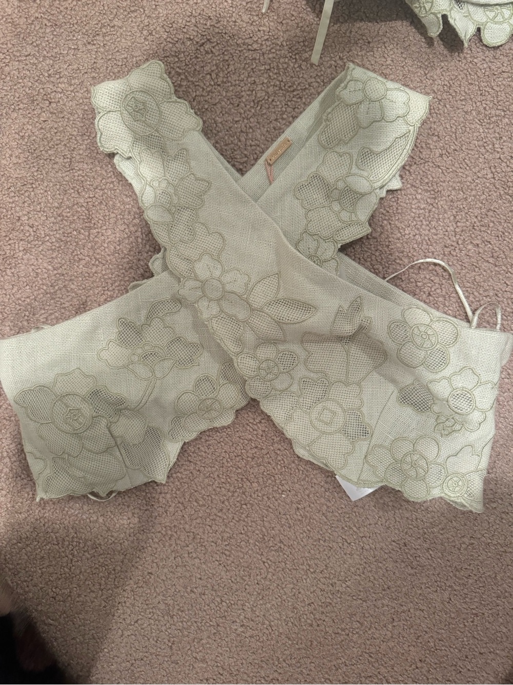 NWT Cult Gaia Matias Floral Knit Cross-Back Crop Top in Honeydew - Picture 4 of 5